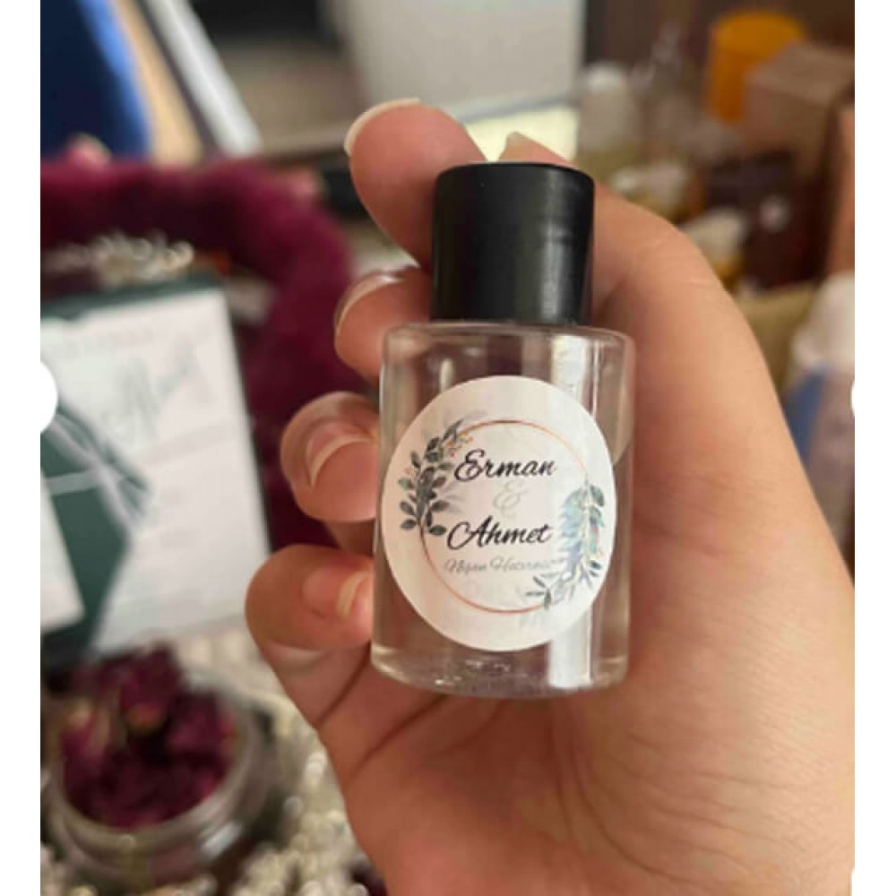 Çikolata Etiketi - Nişan - Kına - Düğün - Söz - (Yapışkanlı) 3x3 cm - 80 Adet Çikolata Etiketi - Nişan - Kına - Düğün - Söz - (Yapışkanlı) 3x3 cm - 80 Adet